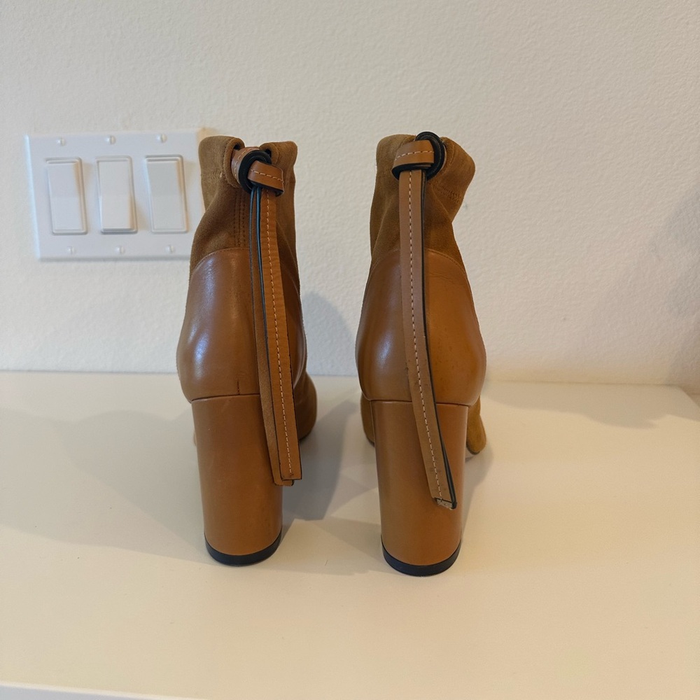 Stuart Weitzman boots - Picture 3 of 4